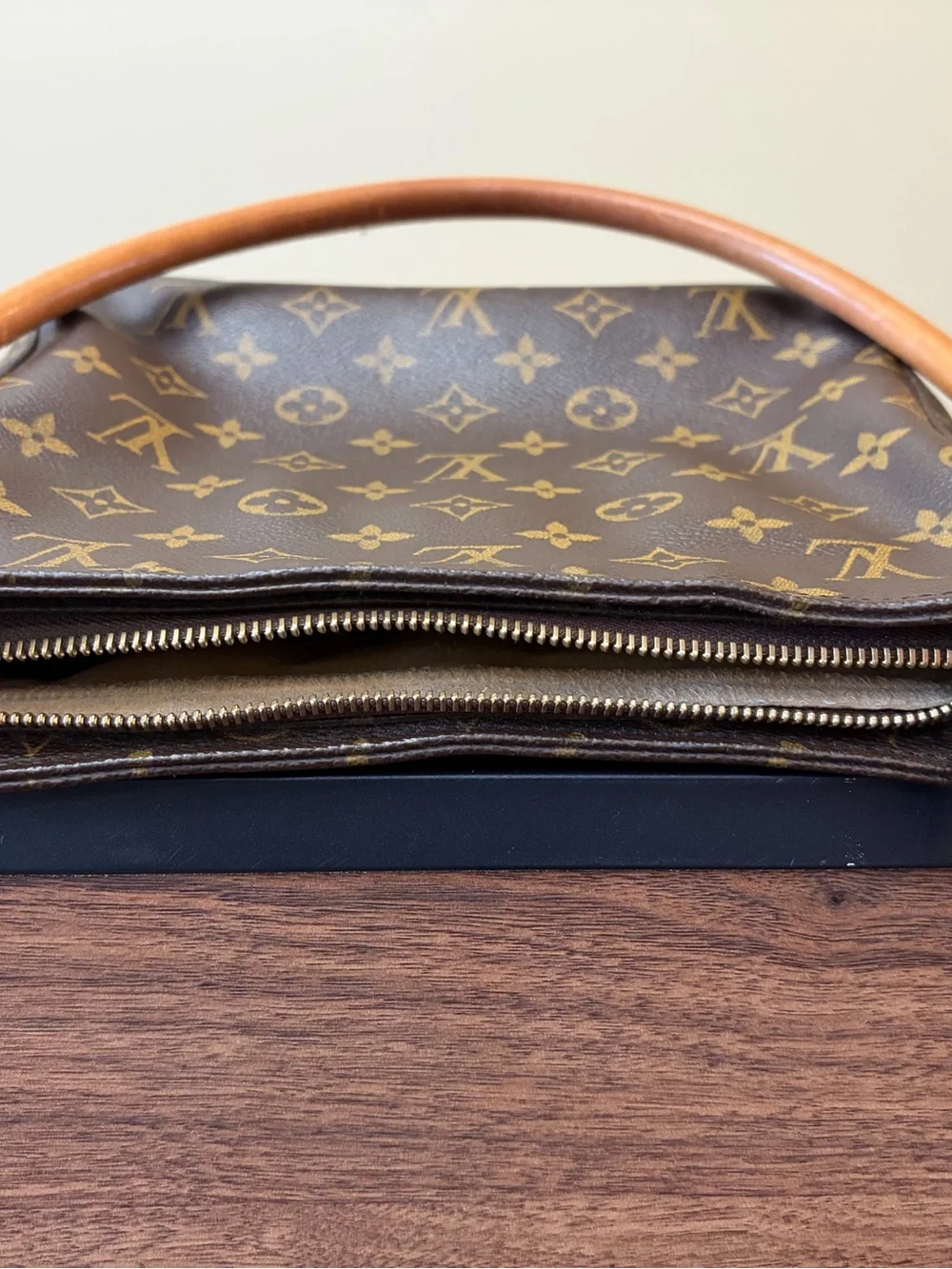 Louis Vuitton Looping MM, authentic, pre-loved, vintage, dust bag included